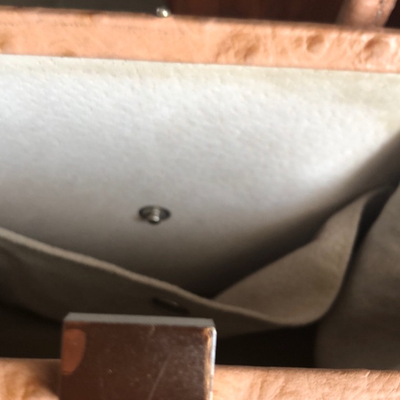 WR vegan handbag/travel bag - Picture 7 of 8